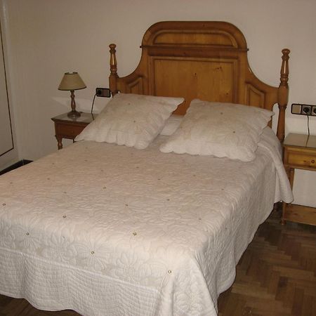 Hostal Maria Cristina Madri Exterior foto