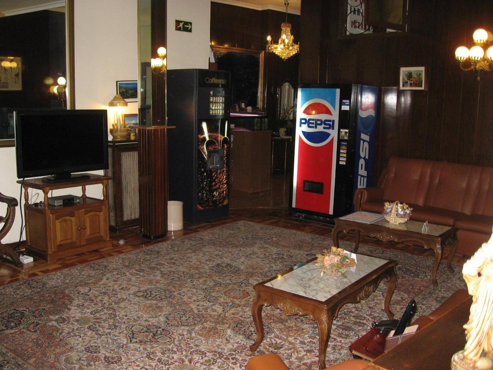 Hostal Maria Cristina Madri Exterior foto